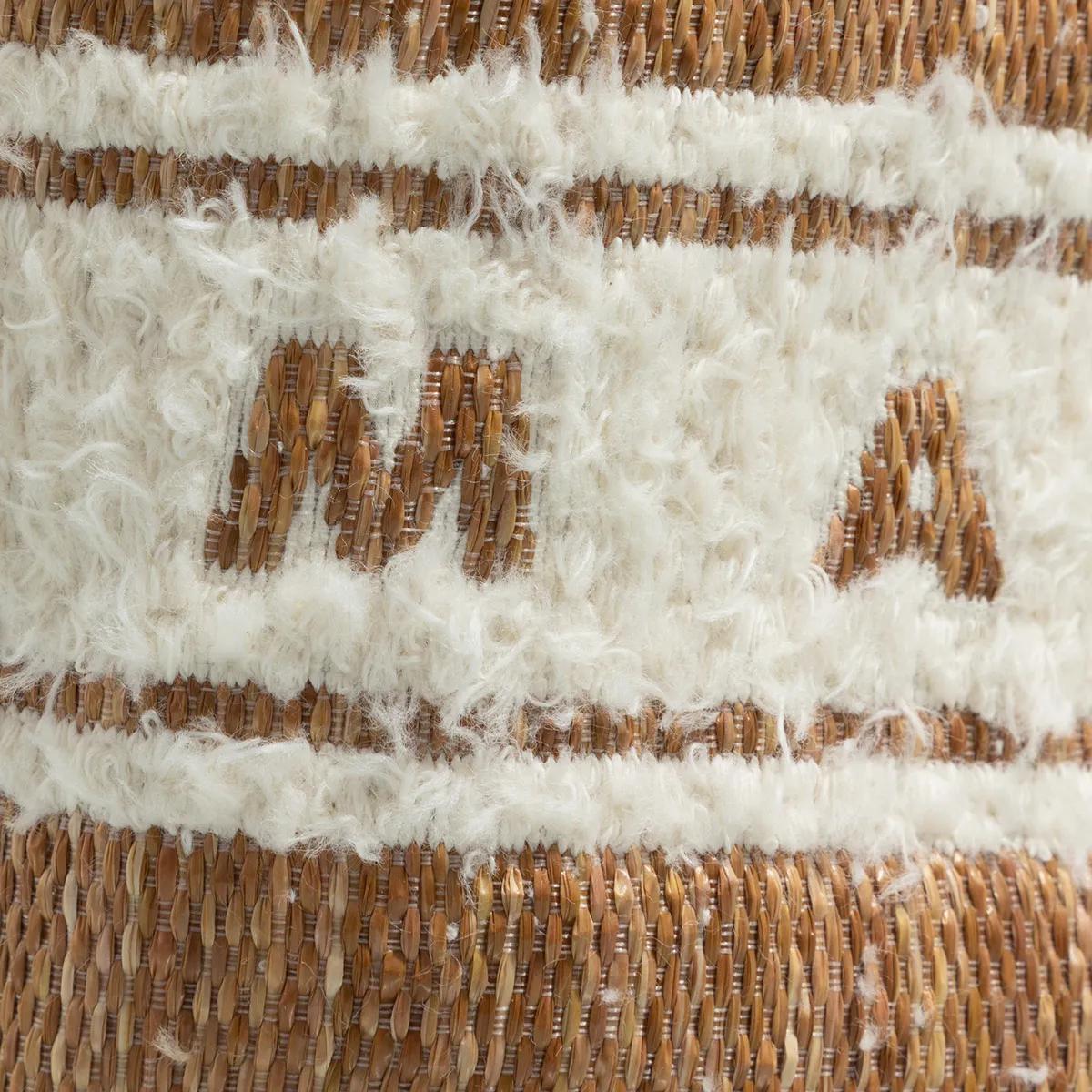 Marni Shoppers & Totes Tropicalia Micro in beige