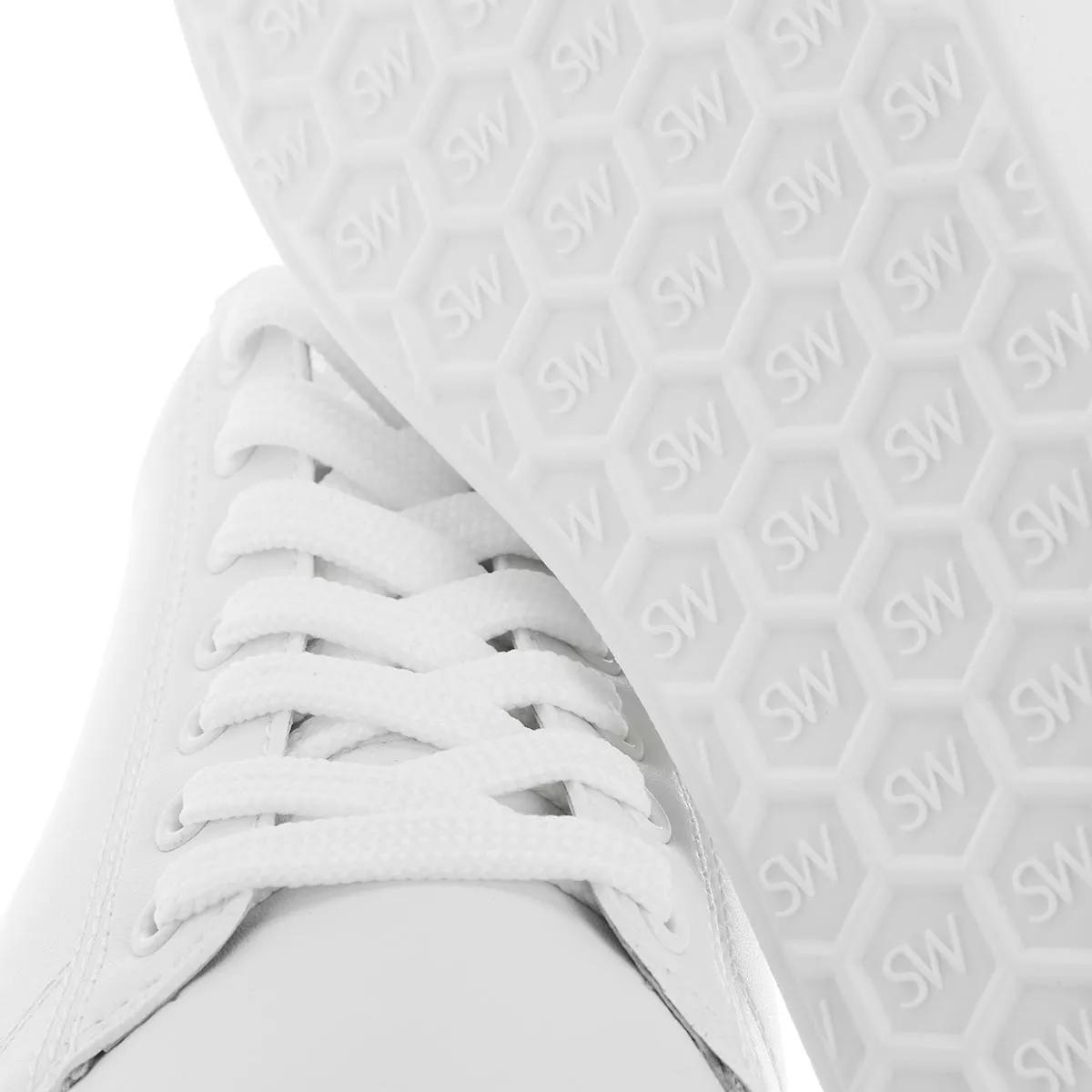 stuart weitzman livvy