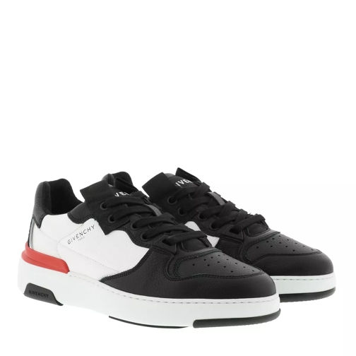 Givenchy Wing Sneaker Black/White Low-Top Sneaker