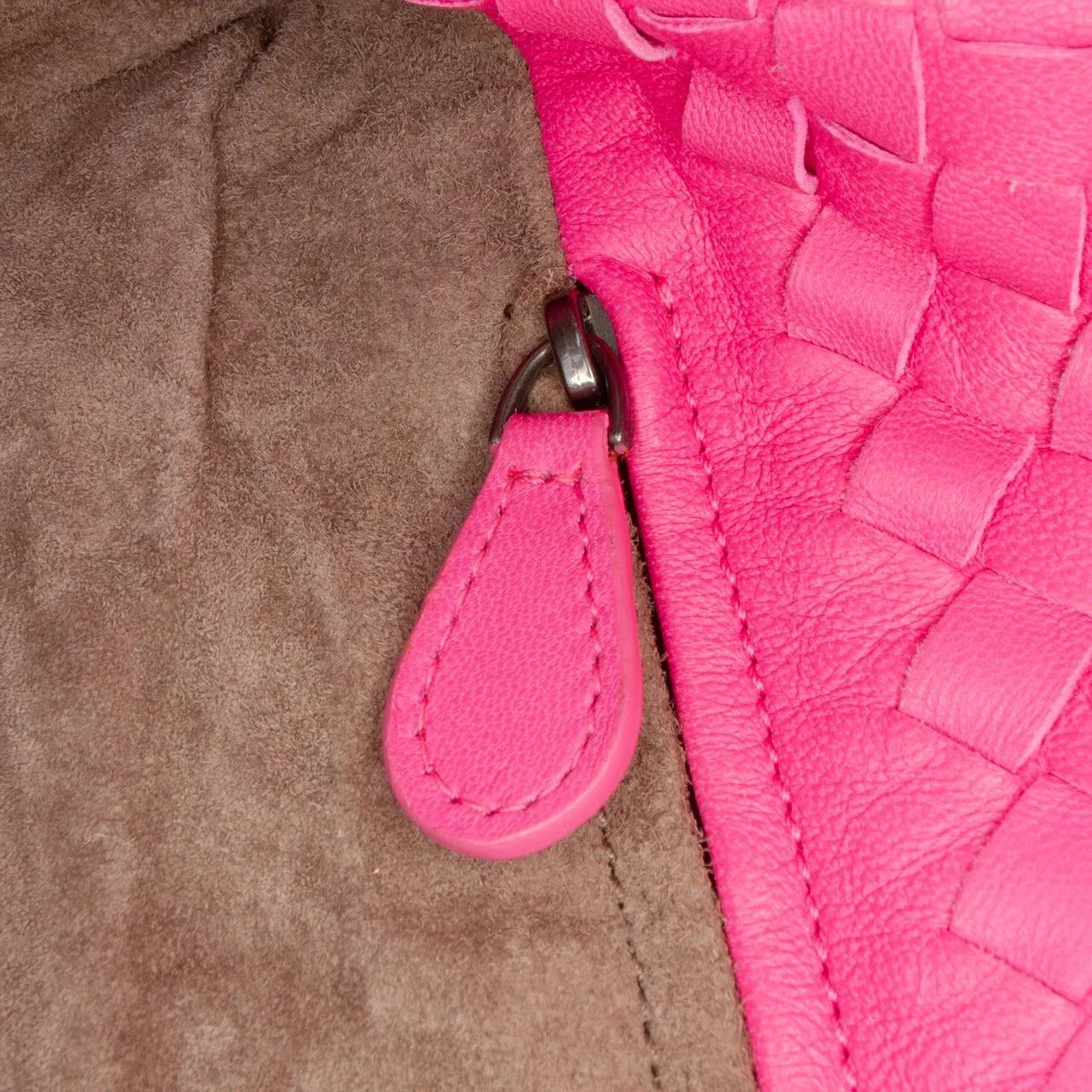 Thumbnail - Bottega Veneta Shopper - Medium Nappa Intrecciato Bella Tote - Gr. unisize - in Gold - für Damen