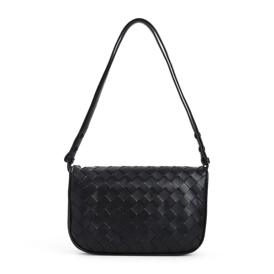 Bottega Veneta Shopper - Intrecciato Puff Pouch - Gr. unisize - in Schwarz - für Damen