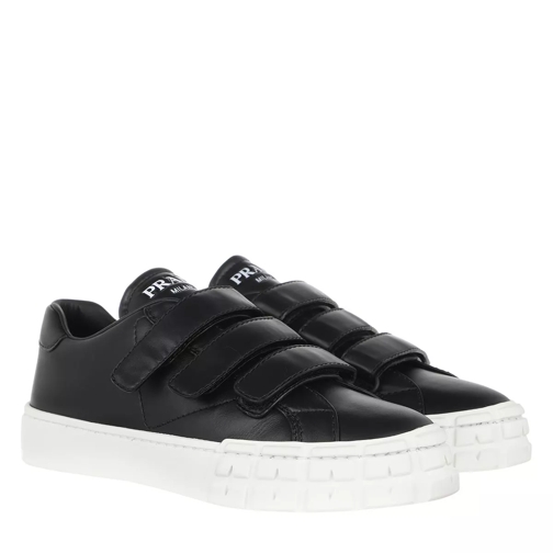 Prada Sneakers Calf Leather Black White plattform sneaker