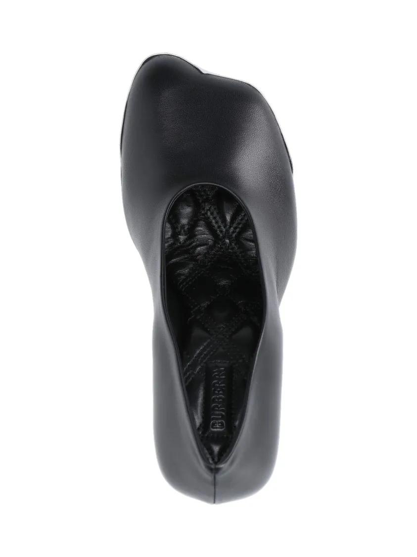 Thumbnail - Burberry Hohe Schuhe - "Duck" Pointed Toe Pumps – Black - Gr. 40 (EU) - in Schwarz - für Damen