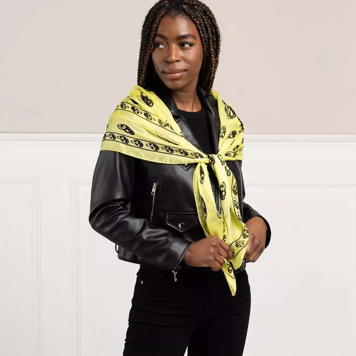 Alexandra shop mcqueen scarf