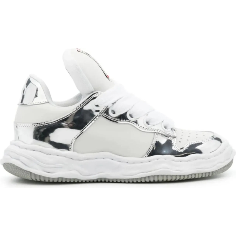 Maison Mihara Yasuhiro Sneaker basse Wayne Original Sole Leather Puffer Low Top Sneaker weiß