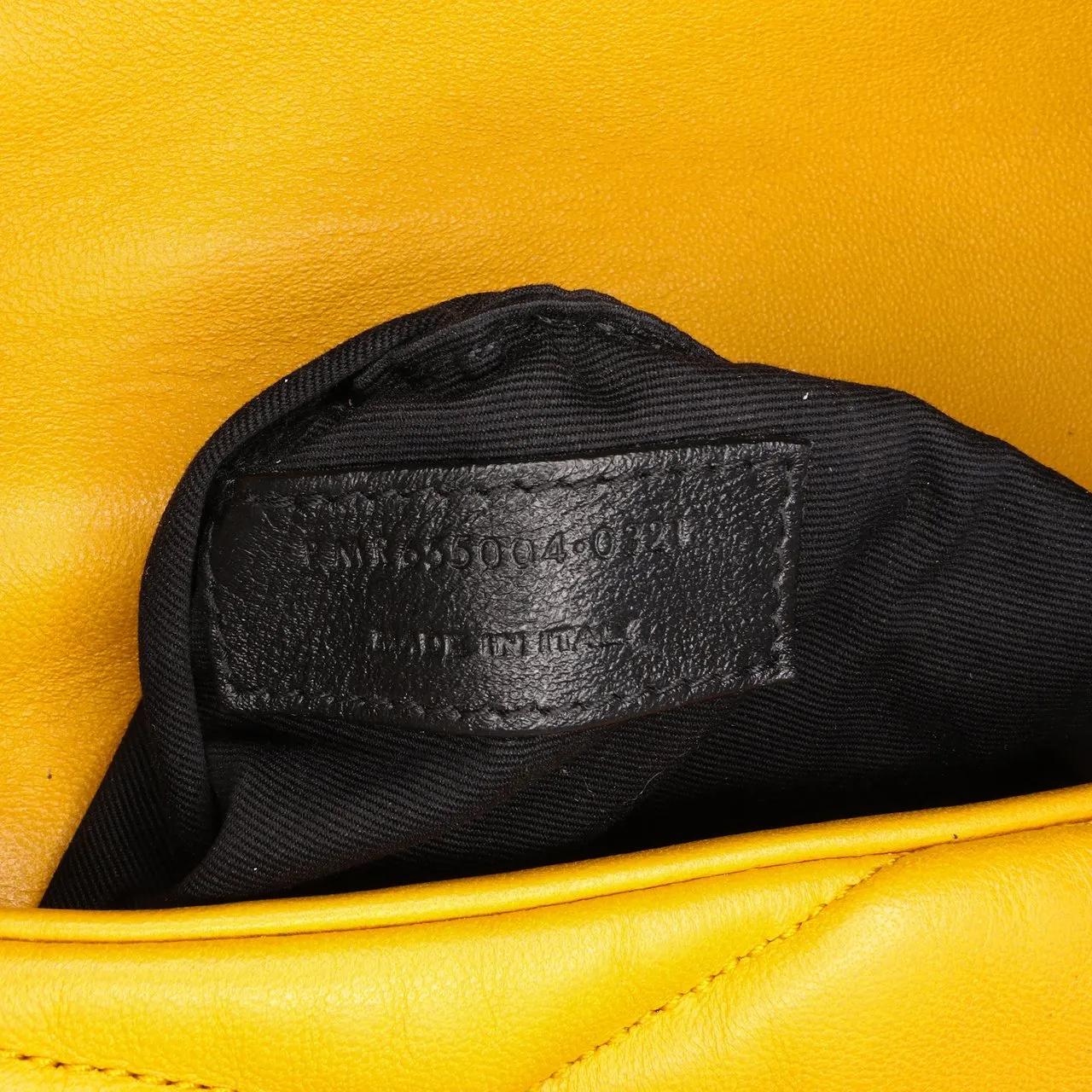 Thumbnail - Saint Laurent Clutches - Quilted Lambskin Sade Puffer Envelope Clutch - Gr. unisize - in Gelb - für Damen