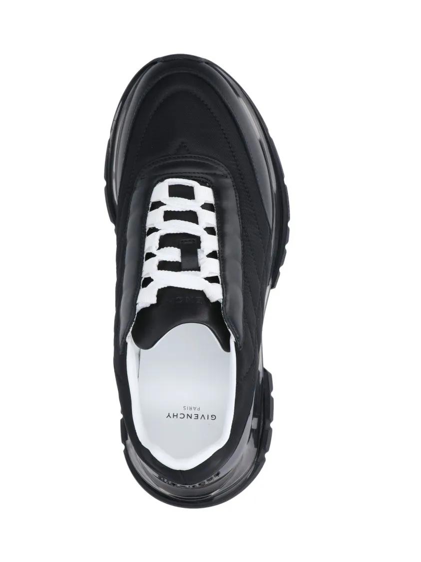 Thumbnail - Givenchy Low-Top Sneaker - Quilted Black Sneakers With Translucent Sole And C - Gr. 42 (EU) - in Schwarz - für Damen