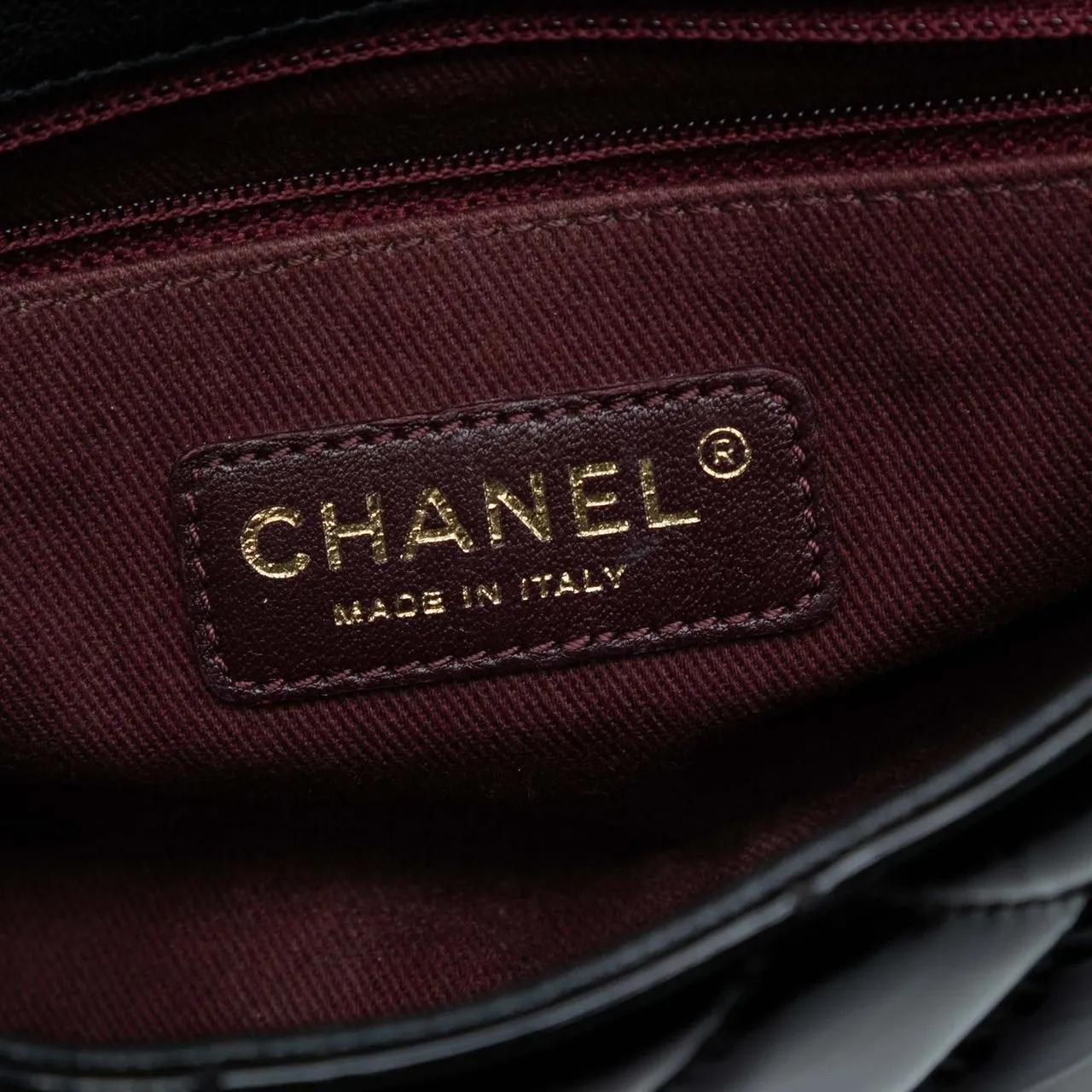 Thumbnail - Chanel Hobo Bags - Paris-Salzburg Small Patent and Goatskin CC Eyelet - Gr. unisize - in Blau - für Damen