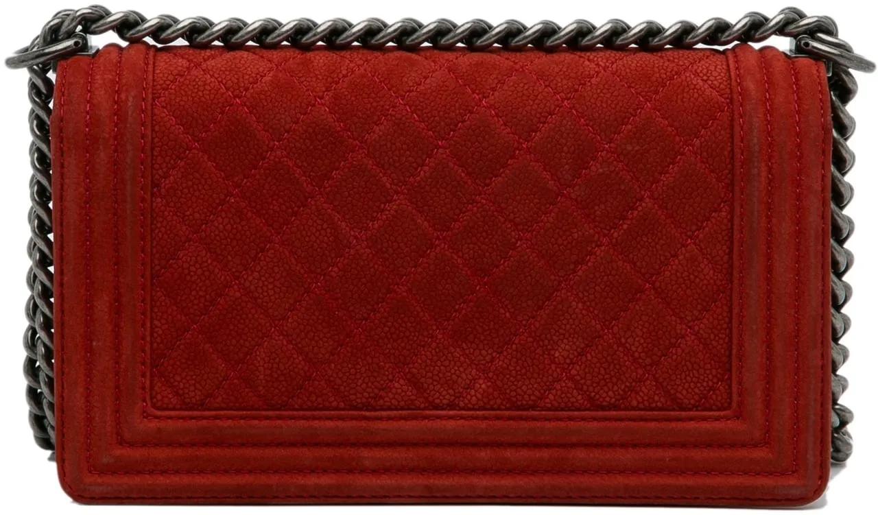 Chanel Hobo bags 2013-2014 Old Medium Quilted Caviar Boy Flap in rood