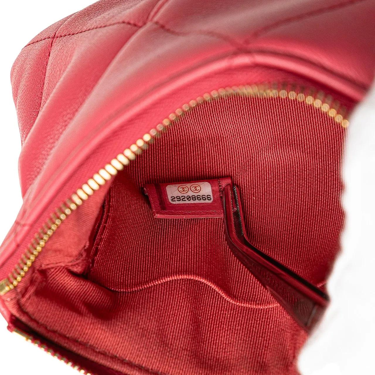 Thumbnail - Chanel Clutches - Small Lambskin 19 O Case Pouch - Gr. unisize - in Gold - für Damen