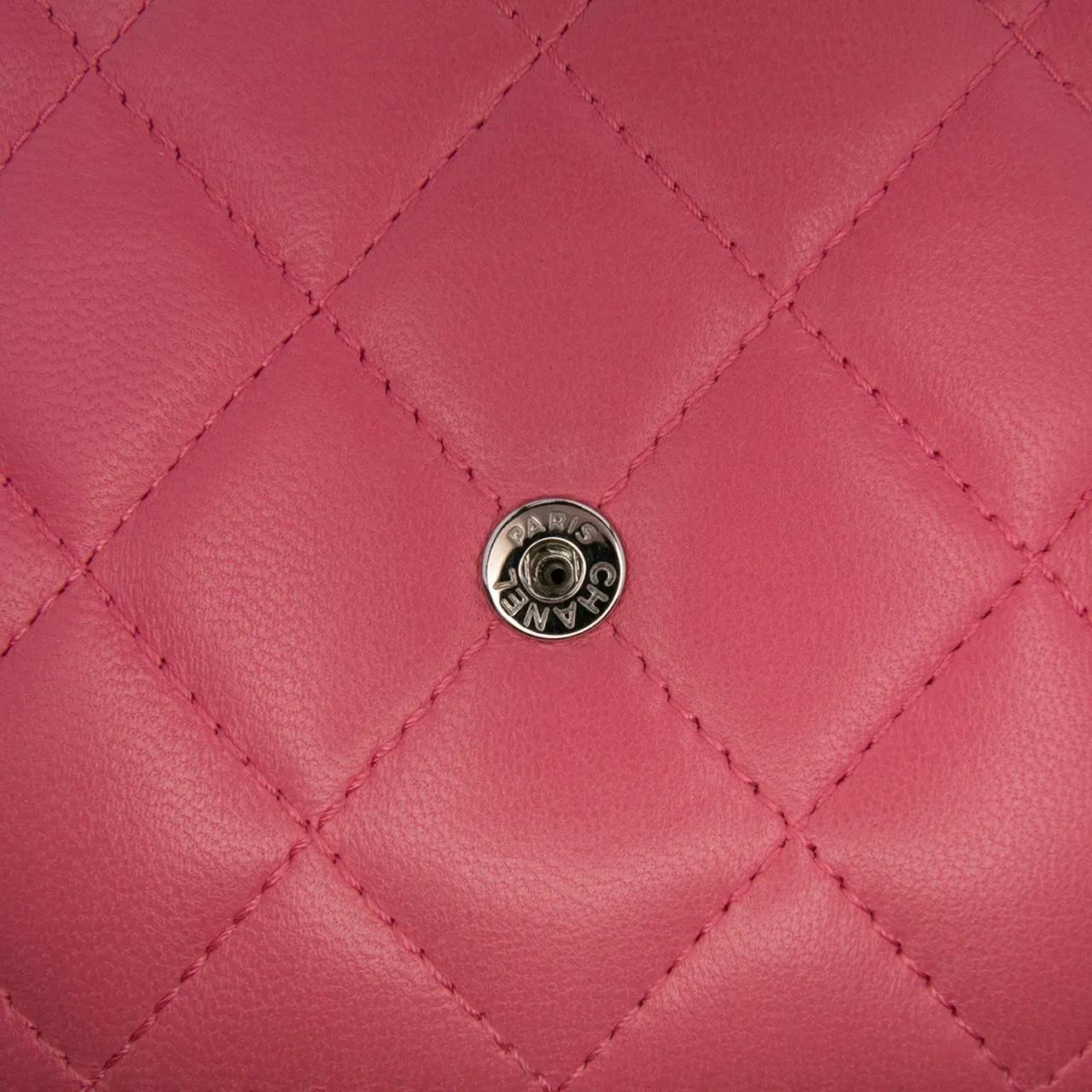 Thumbnail - Chanel Hobo Bags - Lambskin Boy Wallet On Chain - Gr. unisize - in Gold - für Damen