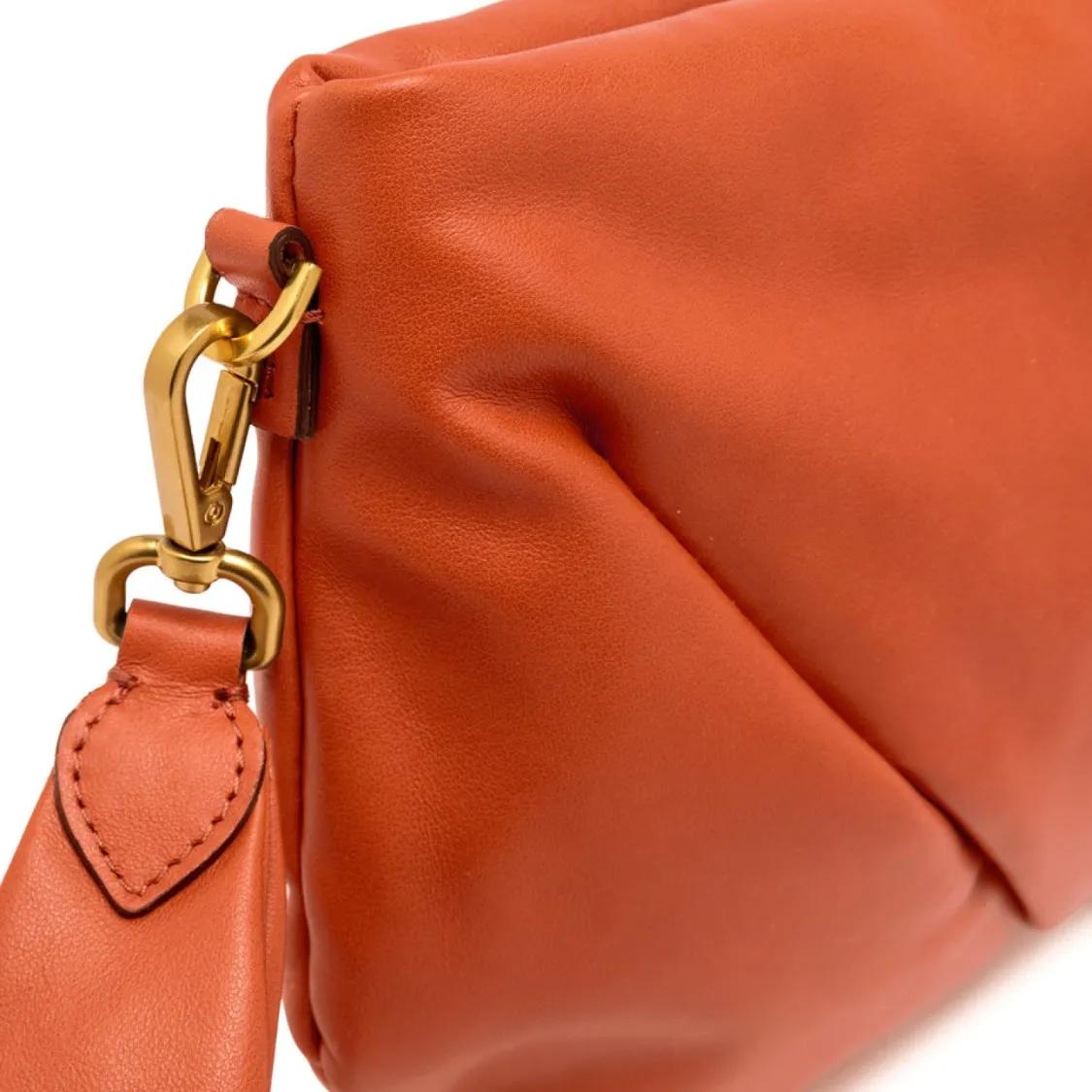 Thumbnail - Gianni Chiarini Hobo Bags - Allegra Shoulder Bag In Coral Leather - Gr. unisize - in Orange - für Damen