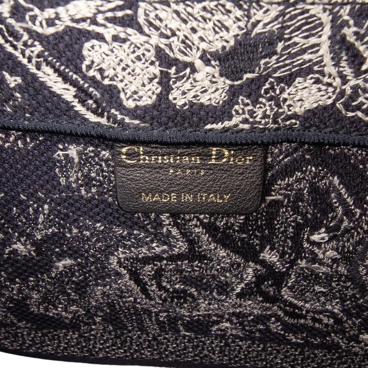 Thumbnail - Christian Dior Shopper - Large Canvas Toile de Jouy Reverse Embroidered Boo - Gr. unisize - in Blau - für Damen