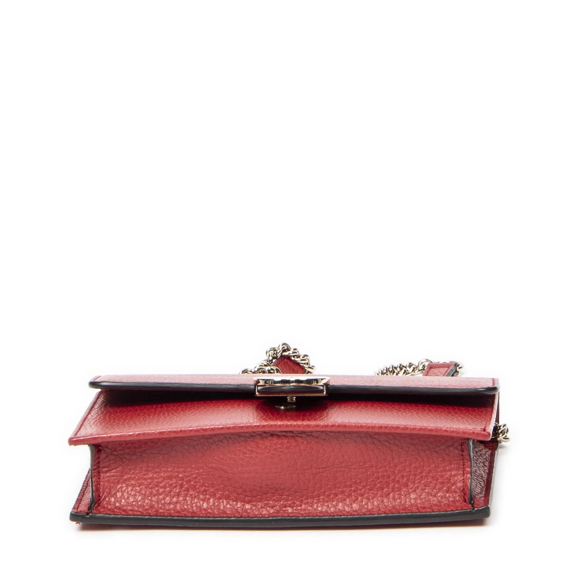 Thumbnail - Gucci Crossbody Bags - Interlocking G Wallet On Chain - Gr. unisize - in Rot - für Damen