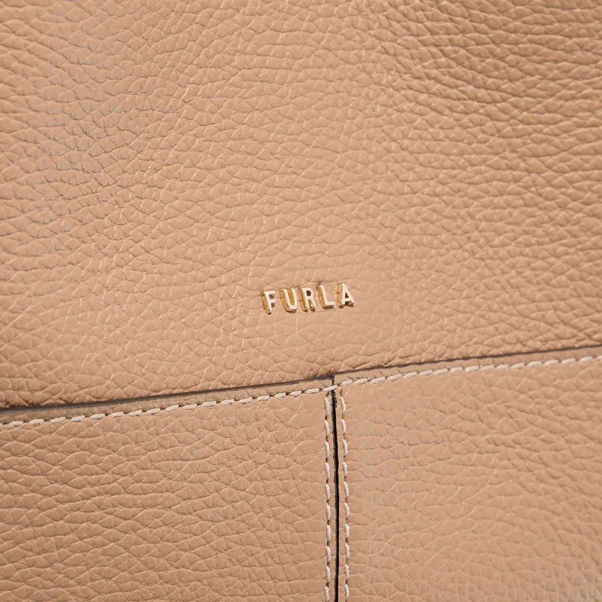 Furla Shoppers & Totes Primrose M Tote W Flap in bruin