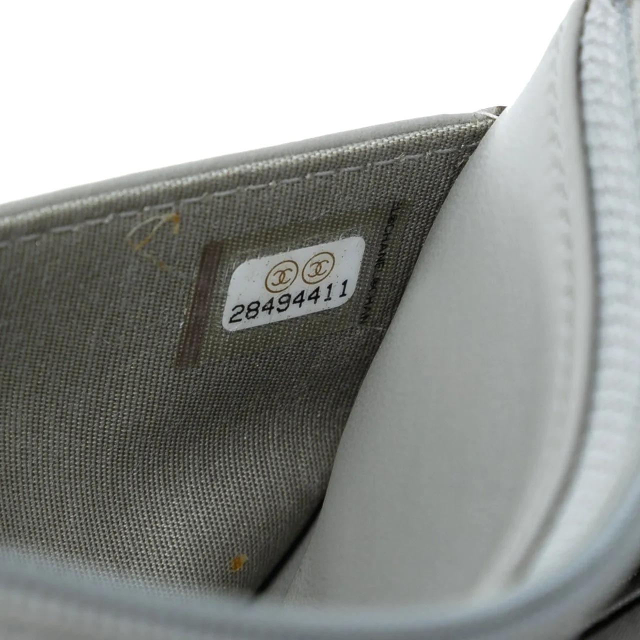 Thumbnail - Chanel Hobo Bags - Diagonal Chevron Calfskin Tassel Wallet On Chain - Gr. unisize - in Grau - für Damen