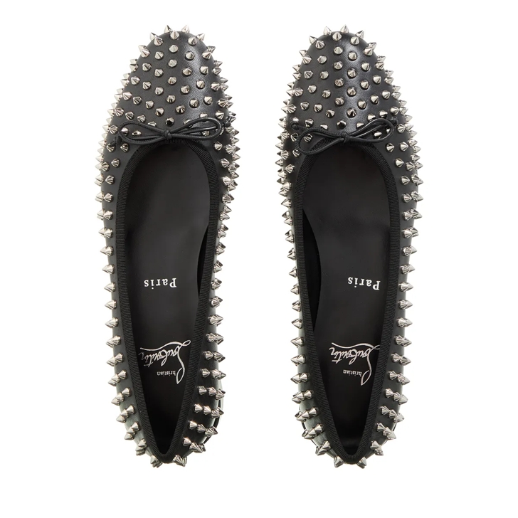 Christian Louboutin｜Sweetie Jane Spikes レザーバレリーナ Christian Louboutin Sweetie Jane Spiked Leather Ballerinas