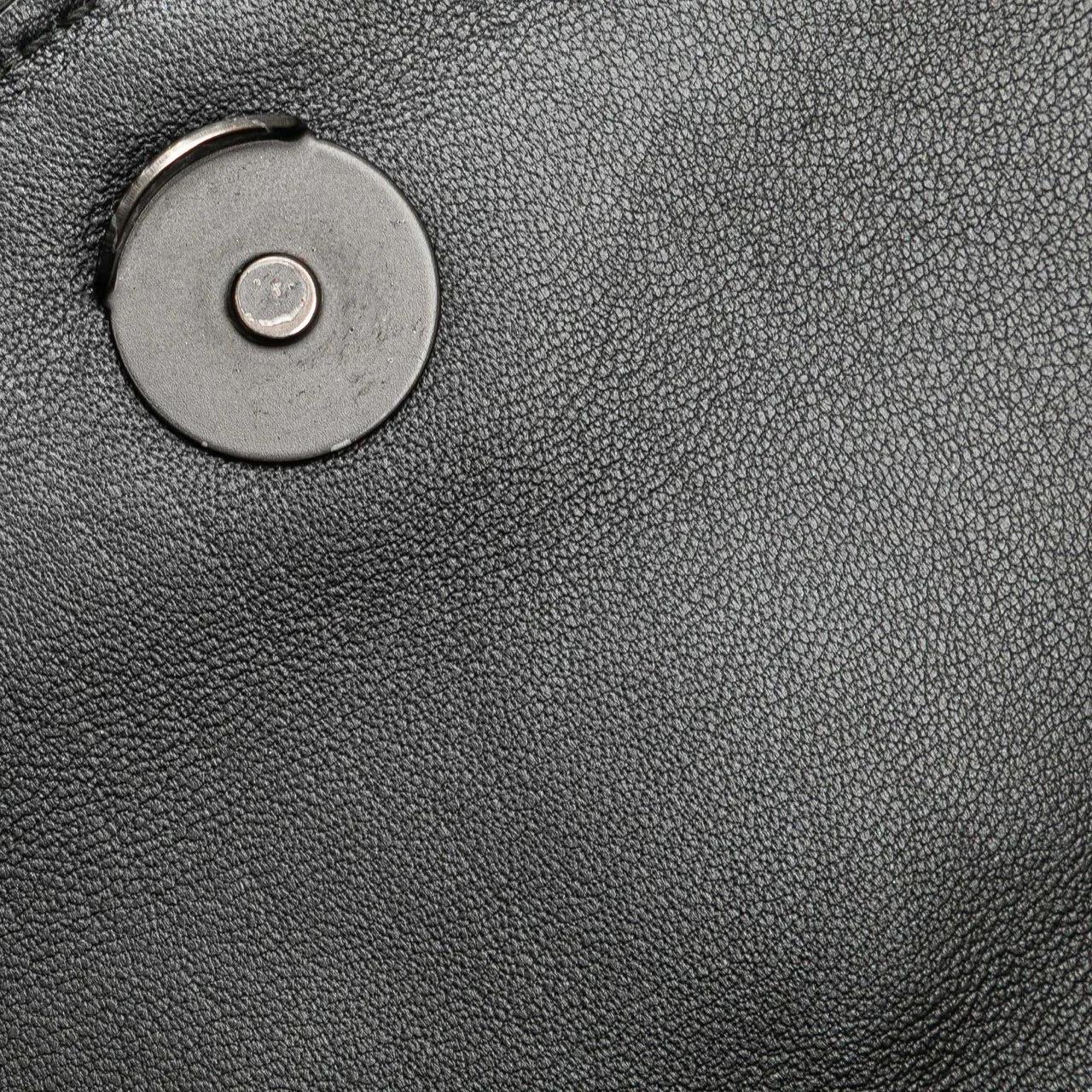 Thumbnail - Bottega Veneta Hobo Bags - Small Leather Embroidered Stripe Olimpia Shoulder - Gr. unisize - in Rot - für Damen