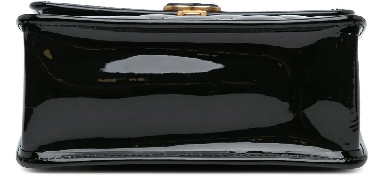Chanel Shoppers Mini Quilted Patent Graphic Catch Flap in zwart