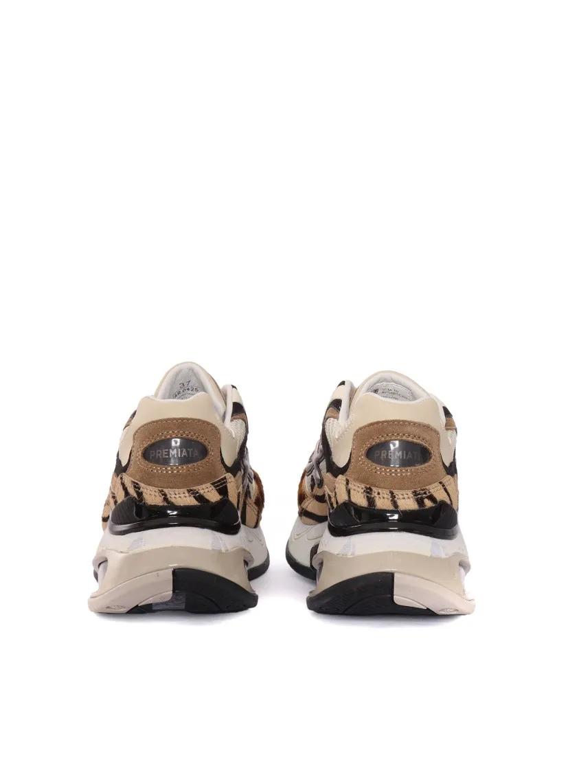 Thumbnail - Premiata Low-Top Sneaker - Contemporary Chunky Sneakers With Mixed Materials - Gr. 40 (EU) - in Beige - für Damen