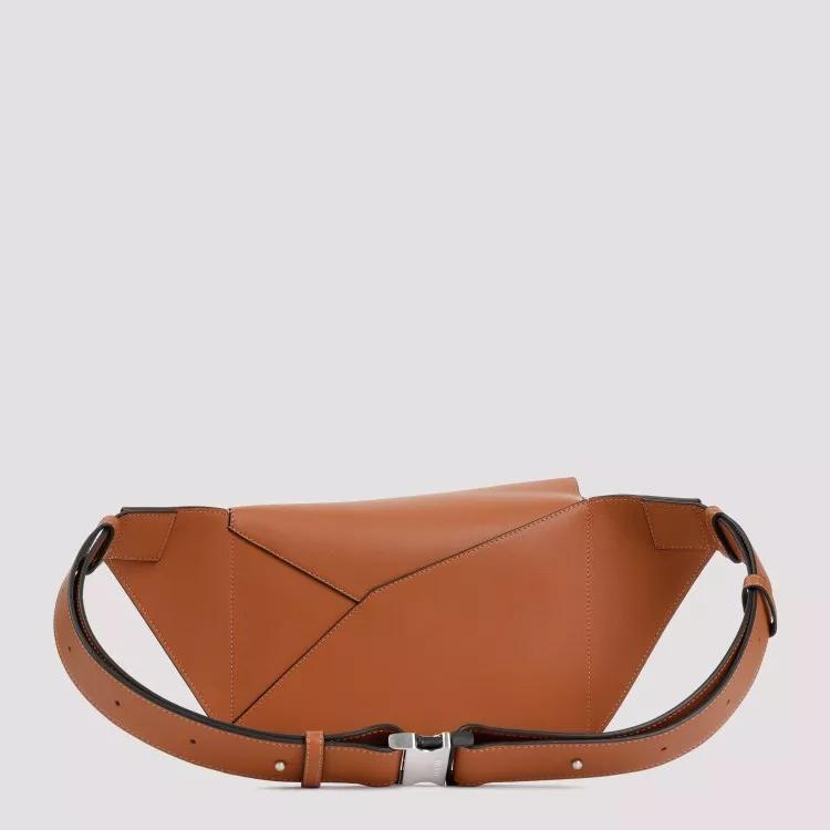 Loewe Hobo bags Puzzle Edge Small Bumbag in bruin