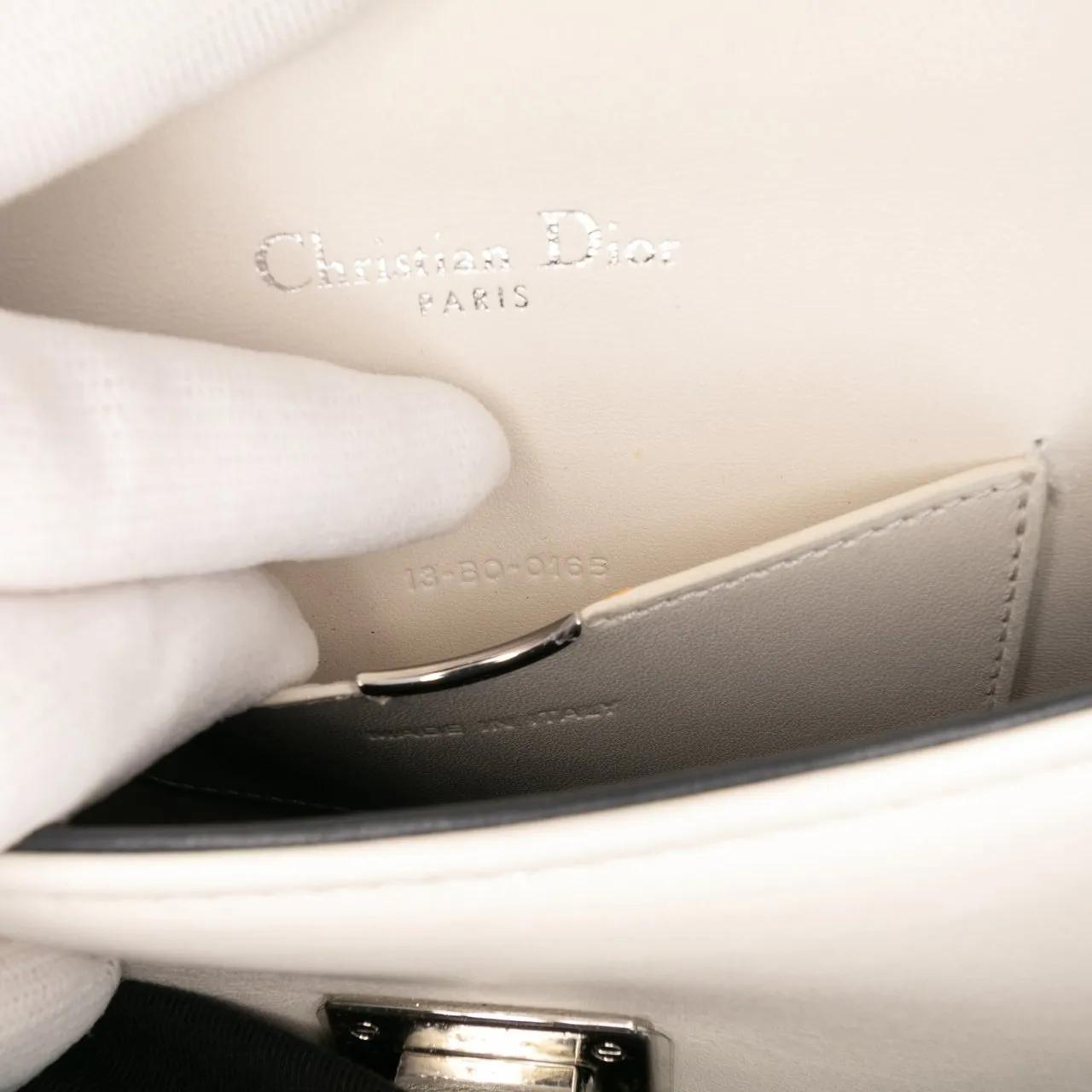 Thumbnail - Christian Dior Hobo Bags - Small Calfskin Diorama Sequin Flap - Gr. unisize - in Weiß - für Damen