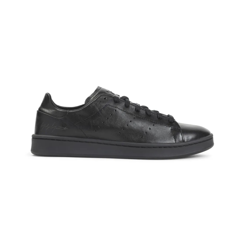 Y-3 Lage-top sneaker Low-Top Sneakers With Perforated Detailing And Rub Black