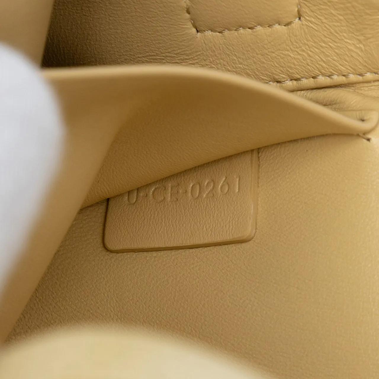 Thumbnail - Celine Hobo Bags - Shiny Calfskin Claude Shoulder Bag - Gr. unisize - in Gelb - für Damen