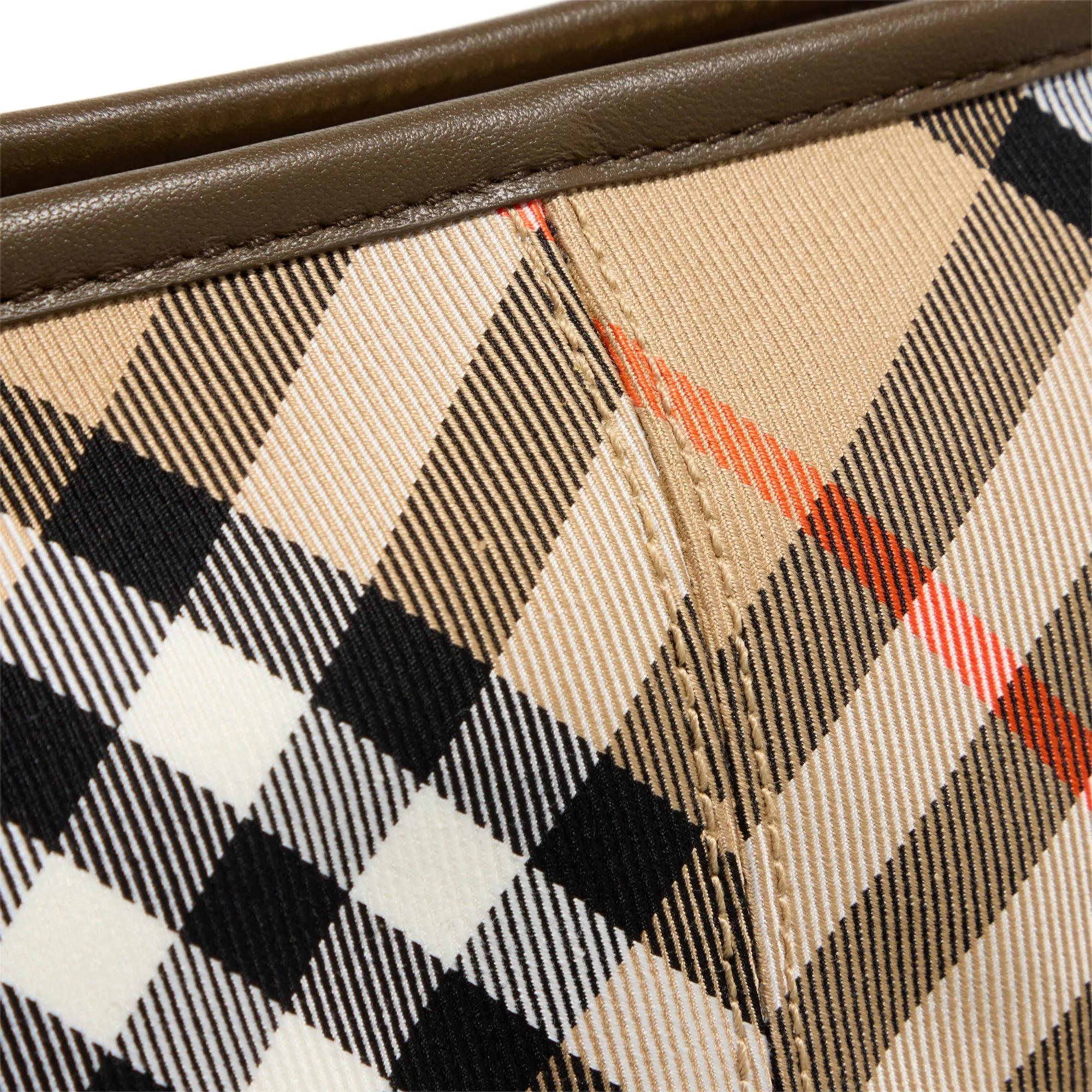 Burberry Pochettes Essentials Zip Pochette in beige