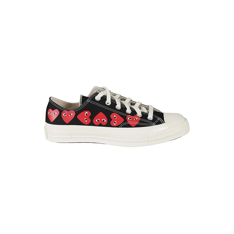 Comme des Garcons Play Low-Top-Sneaker Multi-Heart Print Low Top Sneakers Black