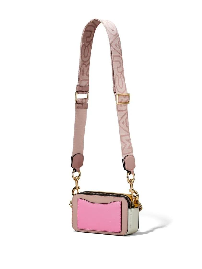 Marc Jacobs Hobo bags The Snapshot Bag in roze