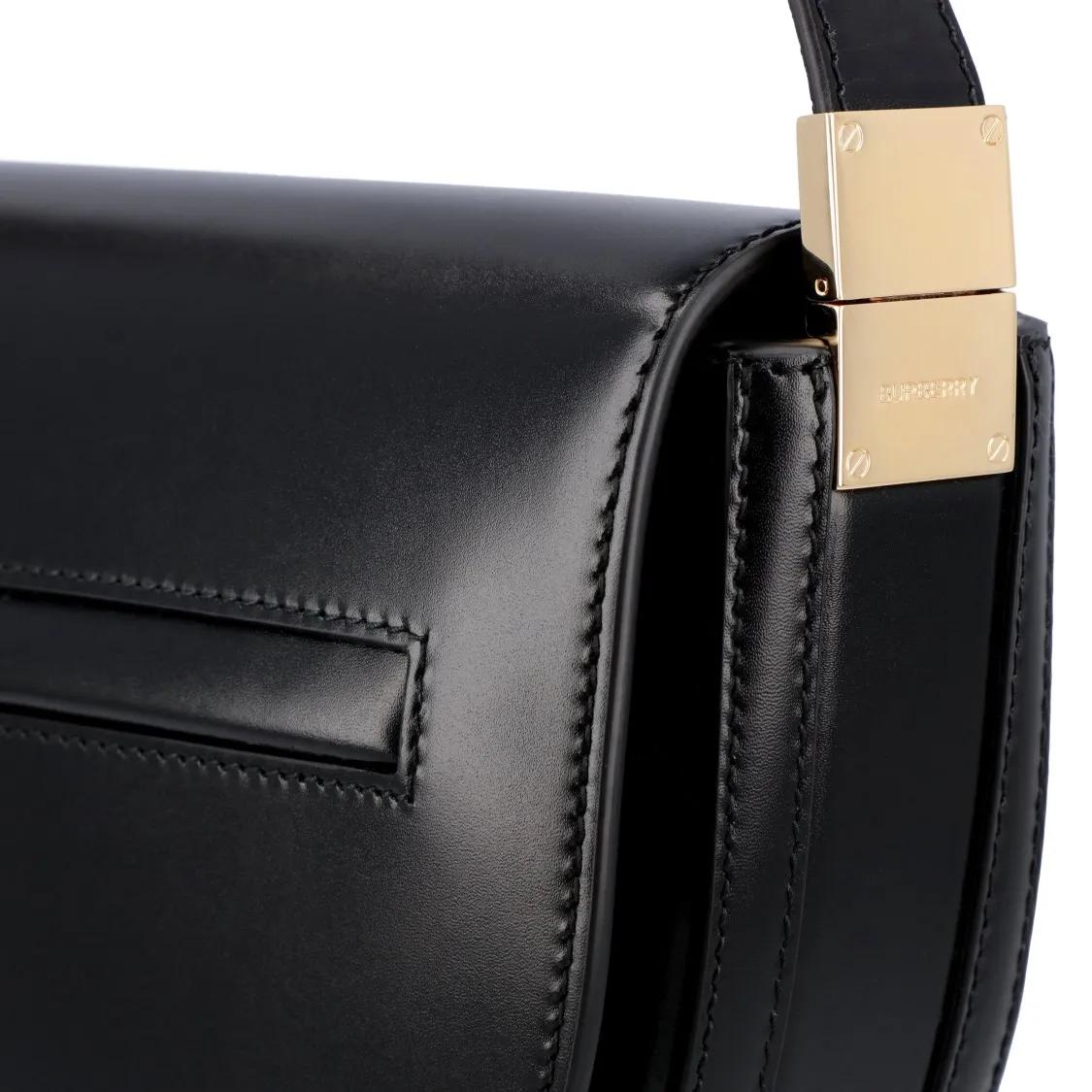 Burberry Hobo bags Medium Olympia Shoulder Bag With Silver-Tone Hardw in zwart