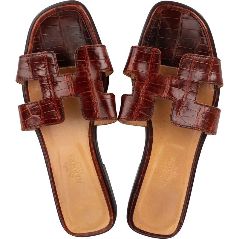 Hermès Sandalen Hermes Crocodile Leather Oran Sandals (36,5) braun