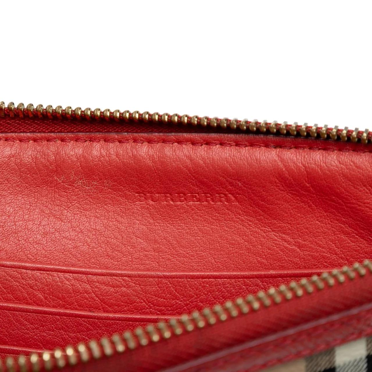 Thumbnail - Burberry Hobo Bags - Haymarket Check Coated Canvas Peyton Crossbody - Gr. unisize - in Braun - für Damen