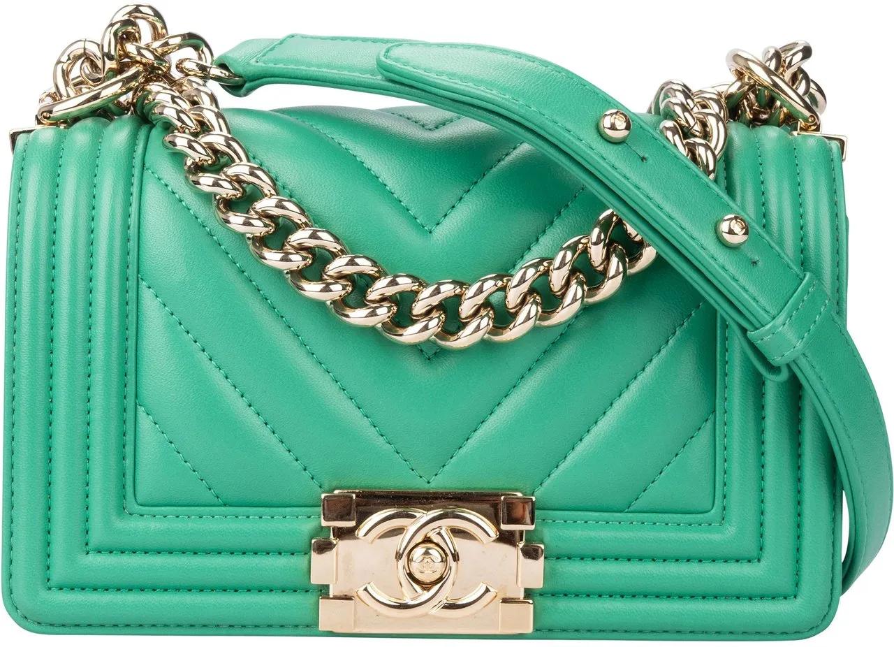 Chanel Crossbody Bags - Chanel Chevron Lambskin Boy Single Flap Crossbody - Gr. unisize - in Bunt - für Damen