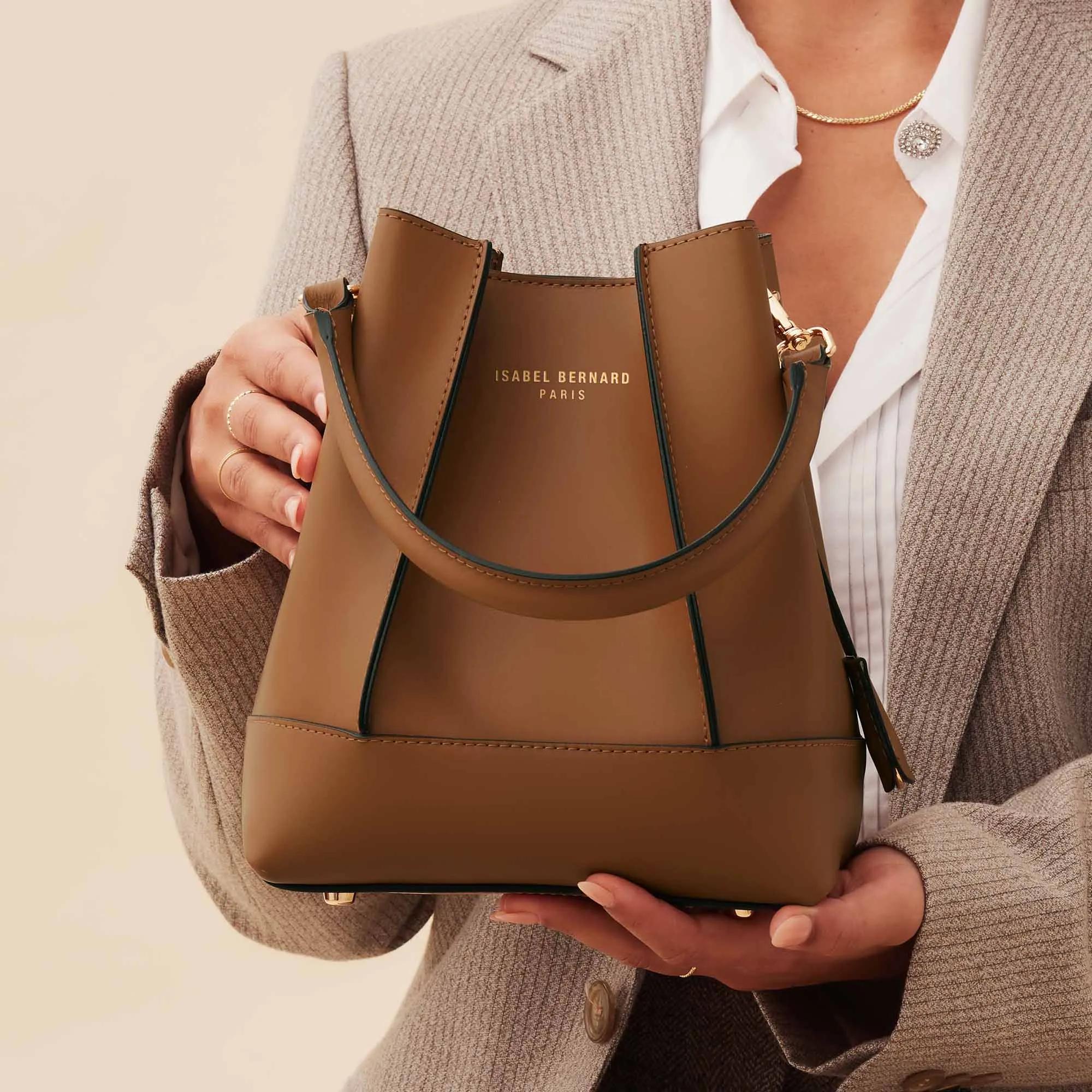 Isabel Bernard Crossbody bags Femme Forte Minette Handtasche in bruin
