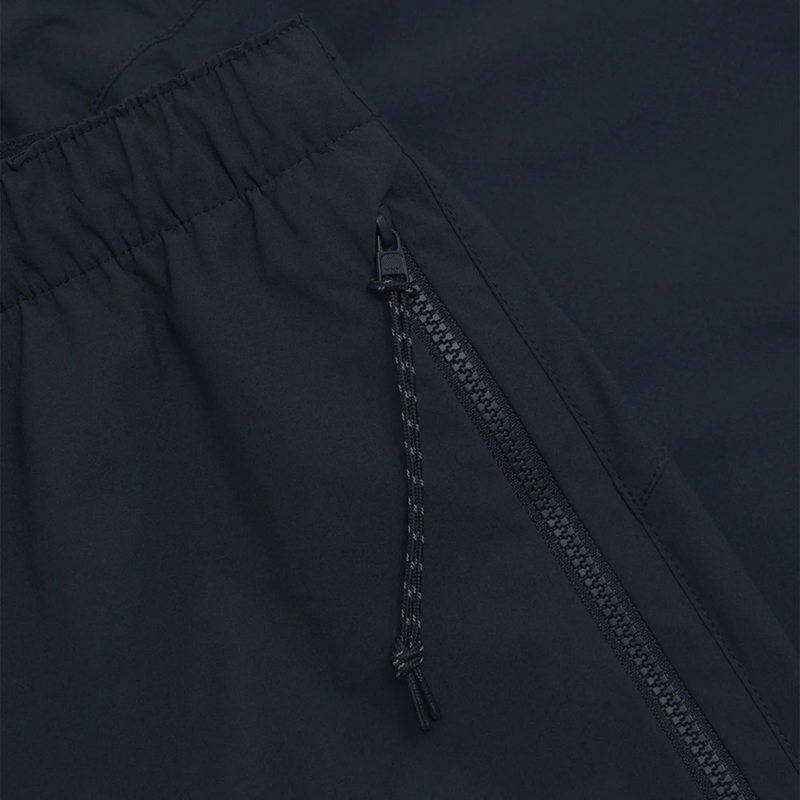Peak Performance Bermuda-Shorts Shorts mit Logo schwarz(Image 4)