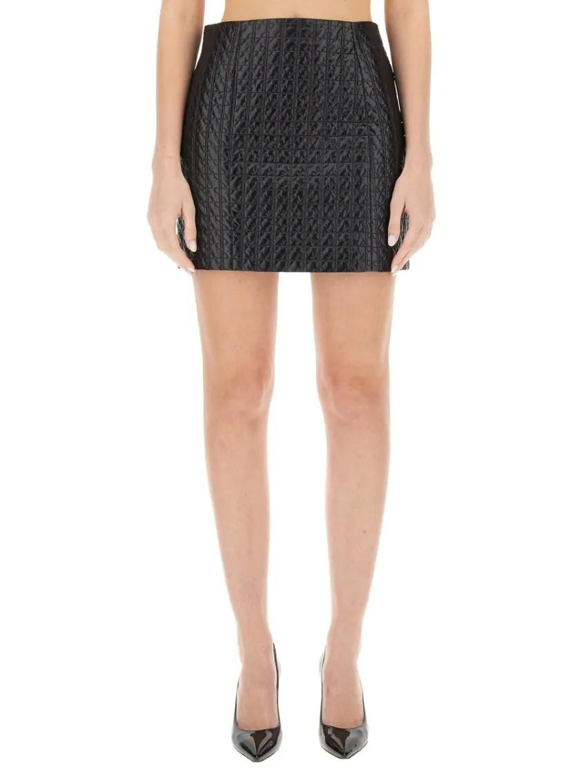 Thumbnail - Patou - Textured Black Mini Skirt With Fitted Silhouette - Größe 38 - schwarz