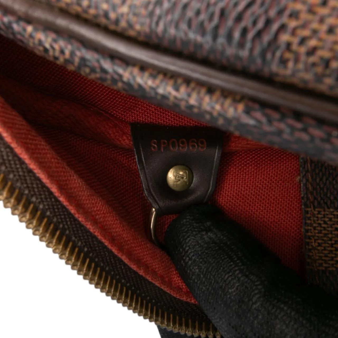 Thumbnail - Louis Vuitton Crossbody Bags - Damier Ebene Nolita - Gr. unisize - in Braun - für Damen