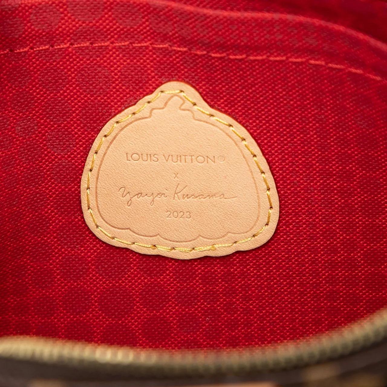 Thumbnail - Louis Vuitton Hobo Bags - Yayoi Kusama Monogram Painted Dots Multi Pochette - Gr. unisize - in Braun - für Damen