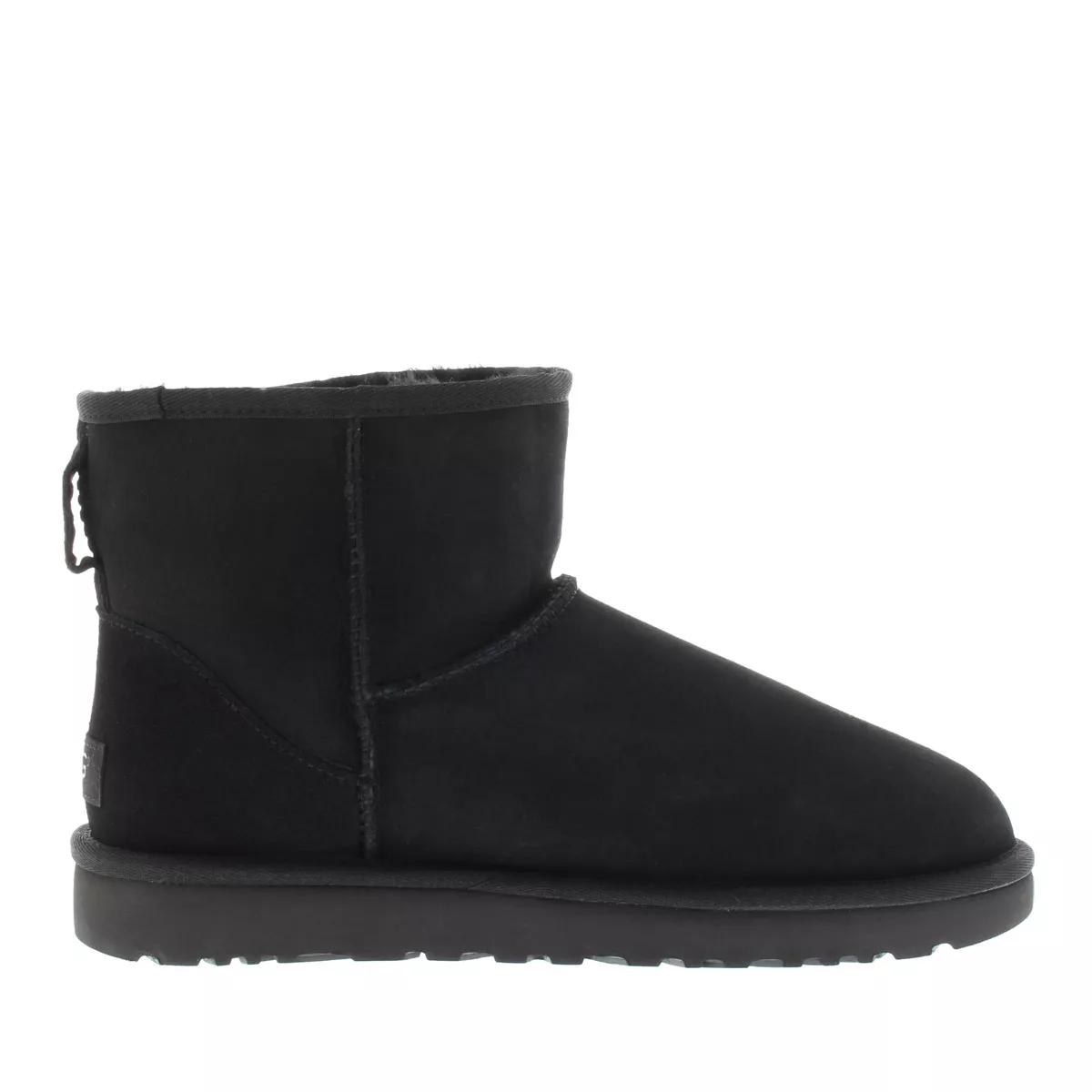 Small black hot sale ugg boots