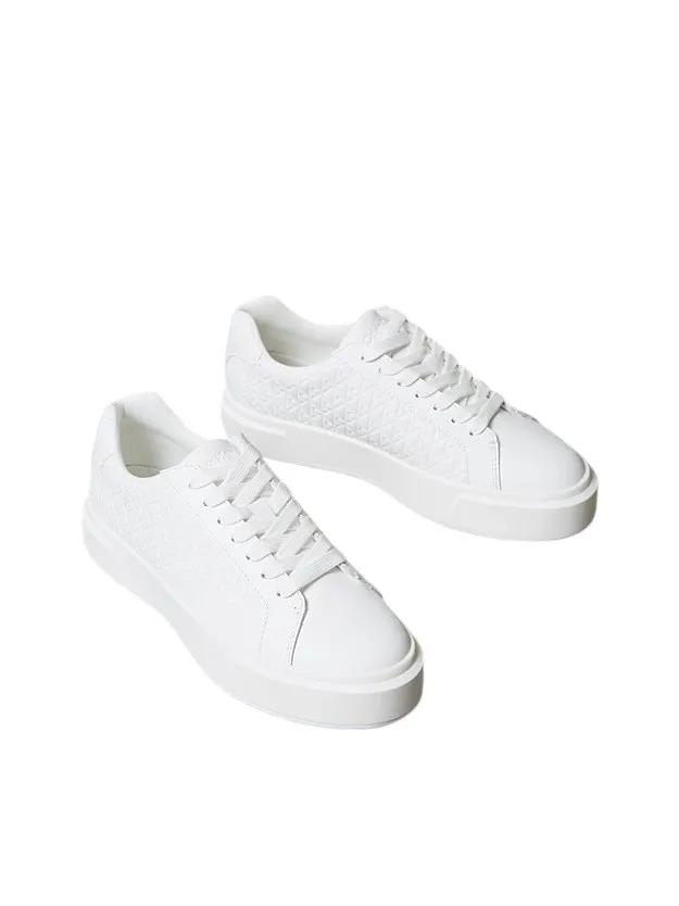 Thumbnail - Calvin Klein Low-Top Sneaker - Low-Top Sneakers With Embossed Geometric Pattern - Gr. 38 (EU) - in Weiß - für Damen