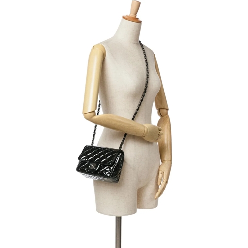 Chanel Sac à bandoulière 2016-2017 Mini Square Classic Patent Single Flap schwarz (Image 18)