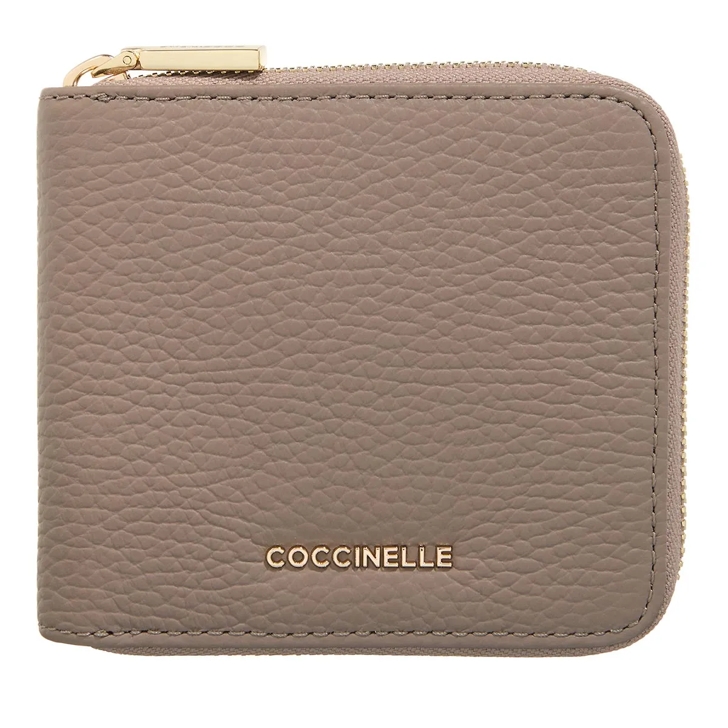 財布・小物その他 COCCINELLE Woman Wallet Beige E2MW5172101 N71 Coccinelle Wallets & Purses for Women - Shop Now at Farfetch