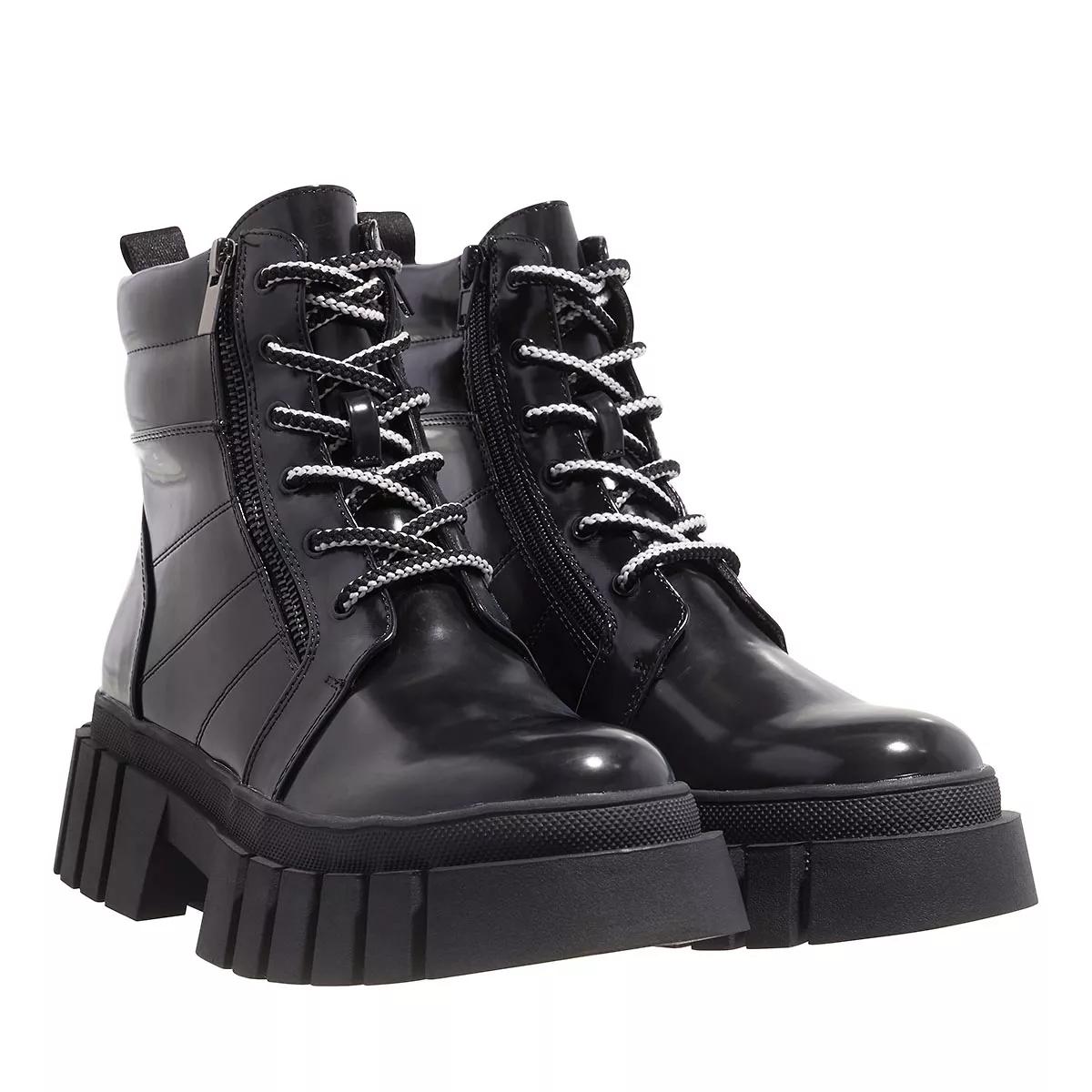 Steve madden black discount lace up boots