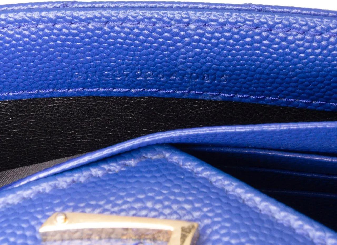 Thumbnail - Saint Laurent Portemonnaie - Grain De Poudre Matelasse Chevron Monogram Flap Wa - Gr. unisize - in Blau - für Damen