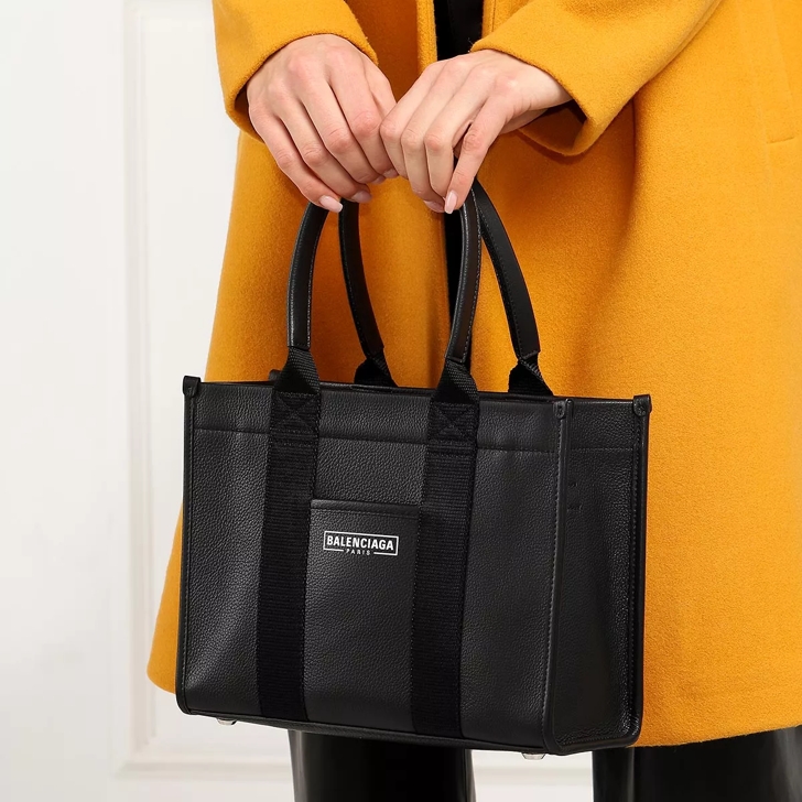 Balenciaga best sale tote black