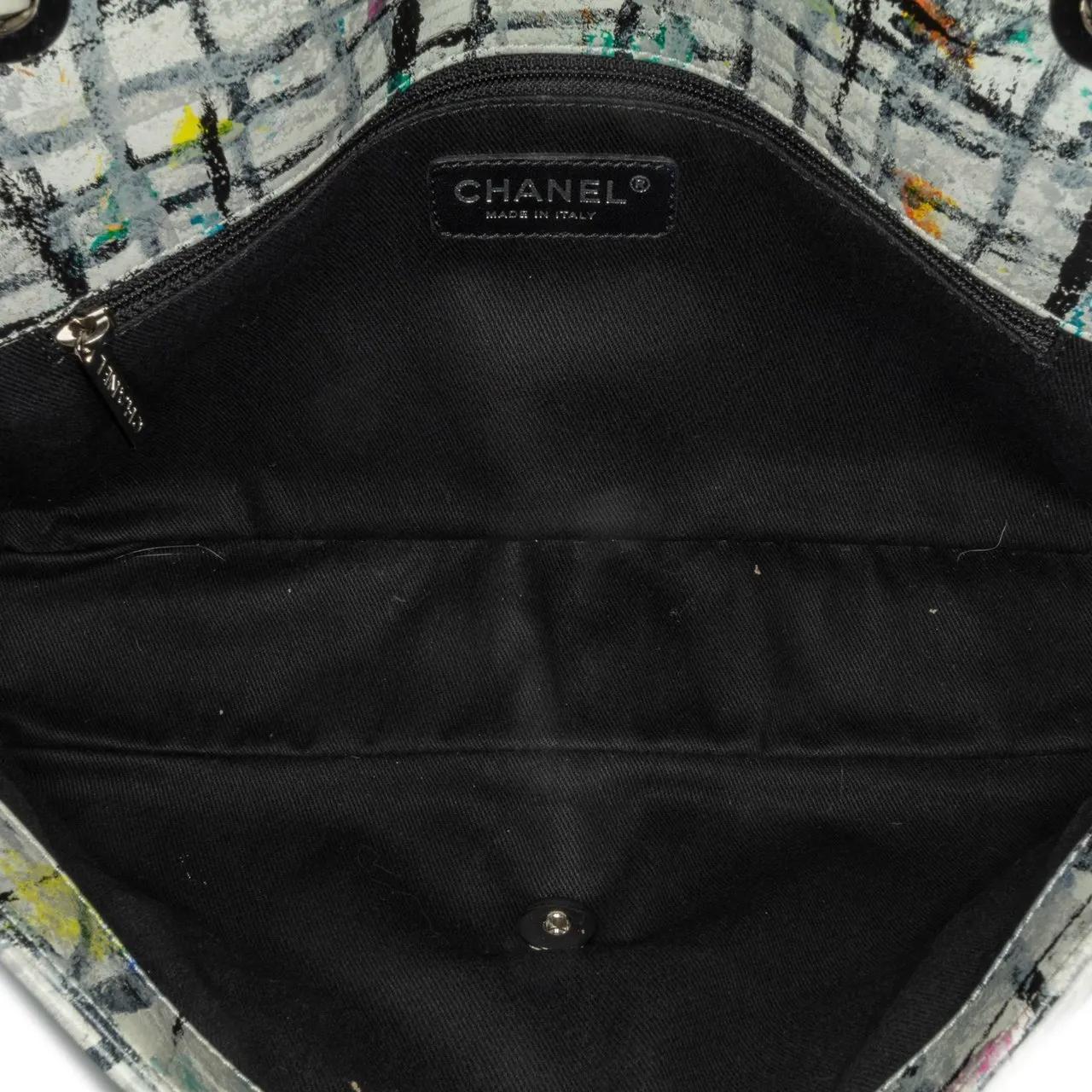 Chanel Hobo bags Medium Calfskin Hand Painted Graffiti Flap in wit