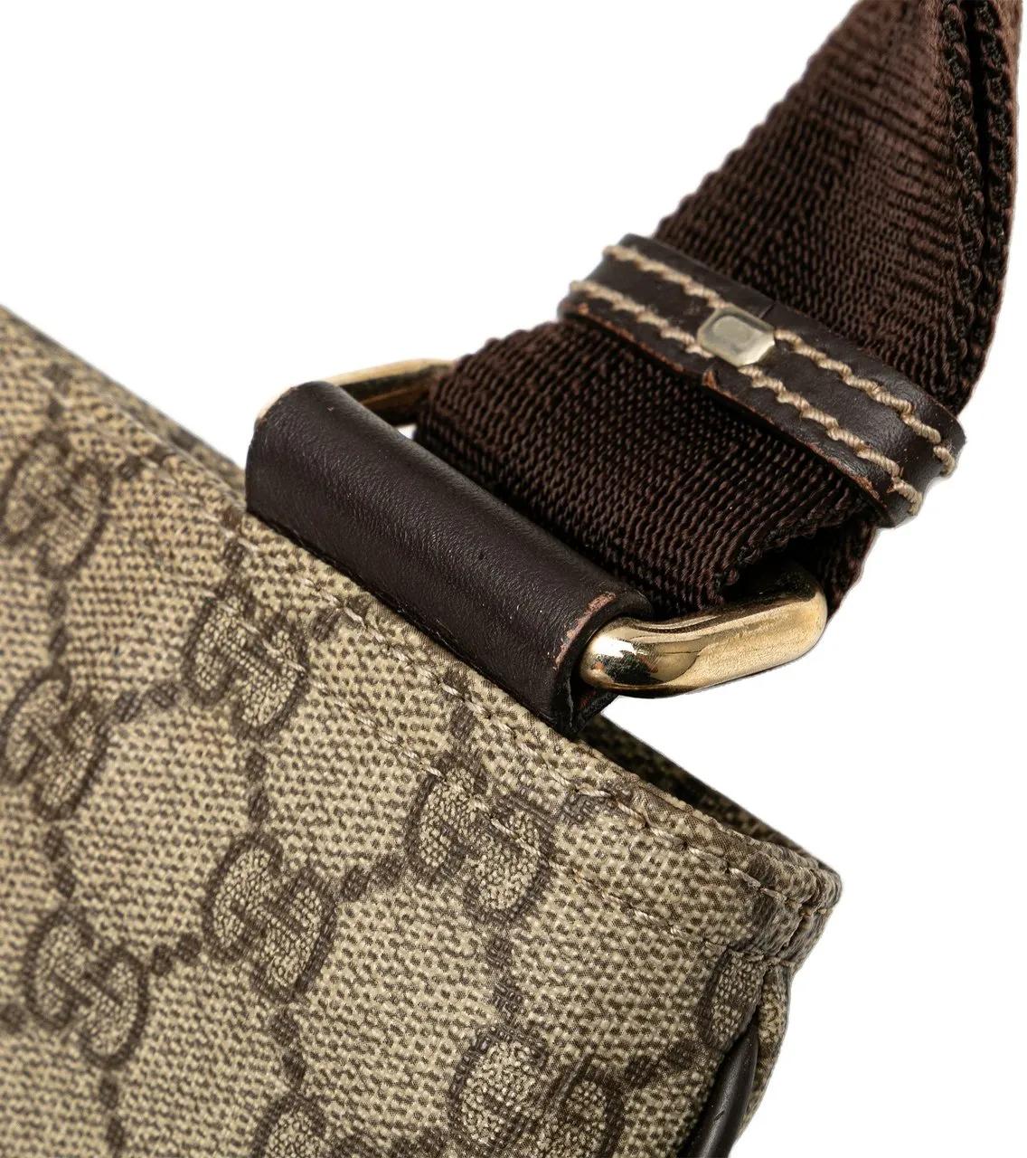 Gucci Hobo bags 2000-2015 GG Supreme Crossbody in bruin