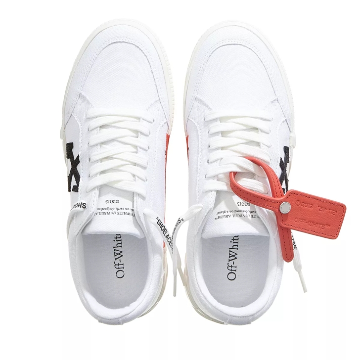 White low top store sneaker